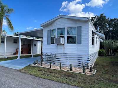 605 Michigan Blvd #67 Dunedin, FL 34698