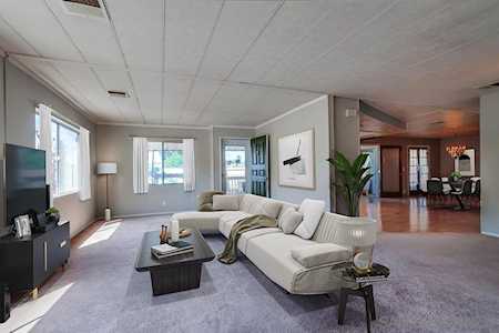 2130 Sunset Drive #3 Vista, CA 92083