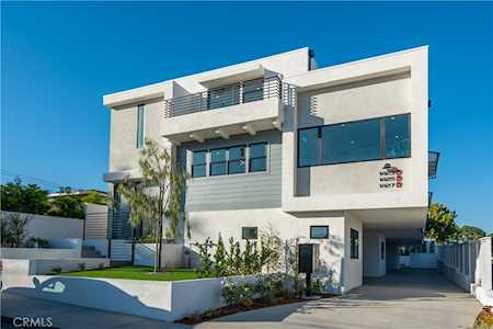 1423 15th St Manhattan Beach, CA 90266