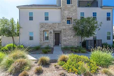 153 Crossover Irvine, CA 92618