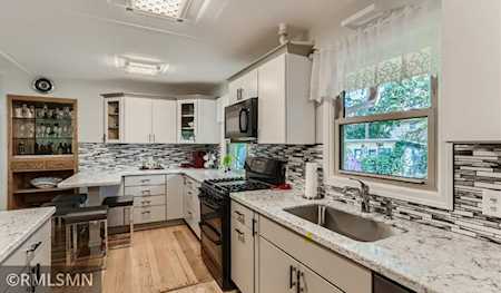 2426 Stewart Avenue Saint Paul, MN 55116