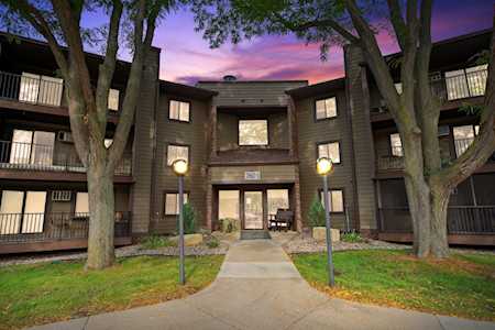 7601 W 101st Street #204 Bloomington, MN 55438