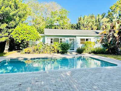 4043 Belle Vista Dr St. Pete Beach, FL 33706