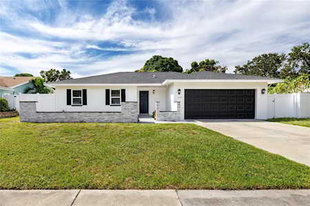 5802 Bay Pines Lakes Blvd St. Petersburg, FL 33708