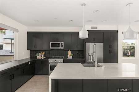 636 Channel Way Costa Mesa, CA 92627