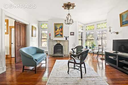 75 Fort Place Staten Island, NY 10301