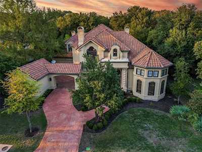 6713 Laurel Valley Drive Fort Worth, TX 76132