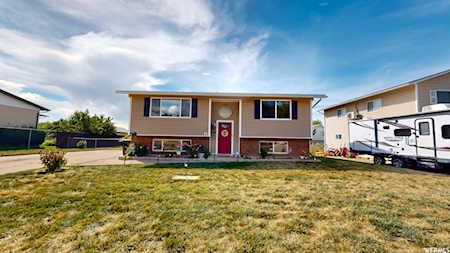 1859 N 630 W Clinton, UT 84015