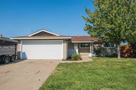 9 Fuchsia Court Sacramento, CA 95823