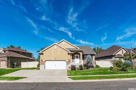 1806 W Silverwood Ln N Farmington, UT 84025