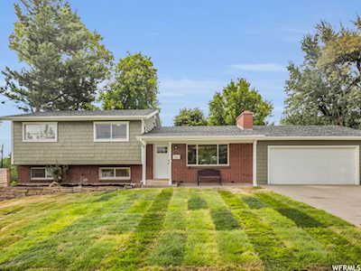 1073 E Hyland Lake Dr Murray, UT 84121