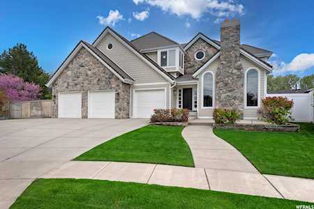 5845 Kerry Cir Murray, UT 84107