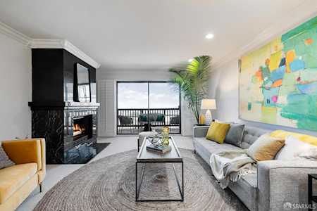 145 Gardenside Drive #15 San Francisco, CA 94131