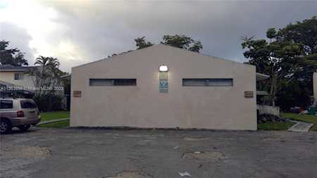 13925 NE 3rd Ct #B-3 Miami, FL 33161