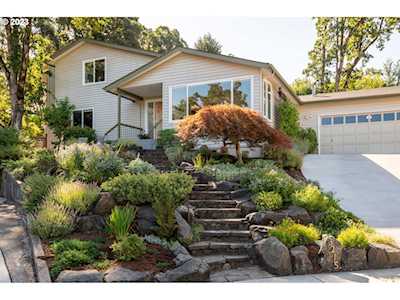 3215 Lincoln ST Eugene, OR 97405