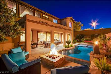 8592 Garden Valley Ct Las Vegas, NV 89178