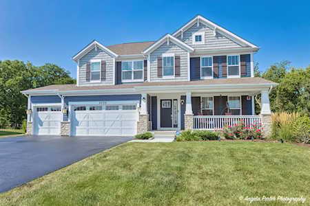 1070 Avery Ridge Circle Lake Zurich, IL 60047