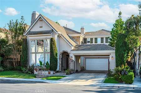 25 Clear Creek Irvine, CA 92620