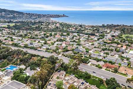 8718 Caminito Abrazo La Jolla, CA 92037