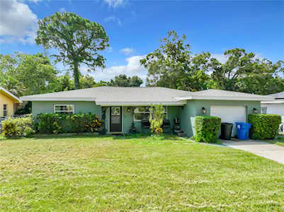 3012 46th Ave S St. Petersburg, FL 33712