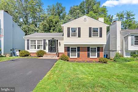 8556 Groveland Dr Springfield, VA 22153