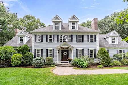 11 Equestrian Drive North Reading, MA 01864