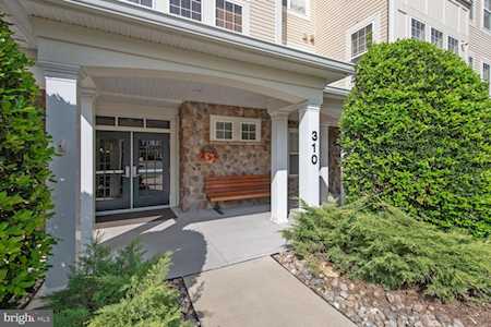310 High Gables Dr #203 Gaithersburg, MD 20878