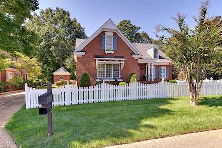 155 S Turnberry Williamsburg, VA 23188