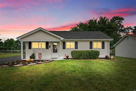 405 Saint Margaret Ln O'fallon, MO 63366