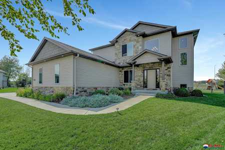 9900 Crystal Water Circle Lincoln, NE 68527