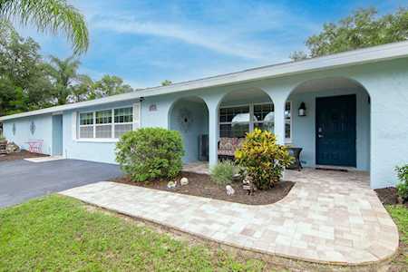 9351 Delray Dr New Port Richey, FL 34654