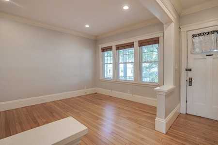 32 College Hill Rd #1 Somerville, MA 02144