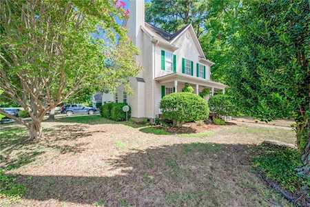 105 Salisbury Way Yorktown, VA 23693