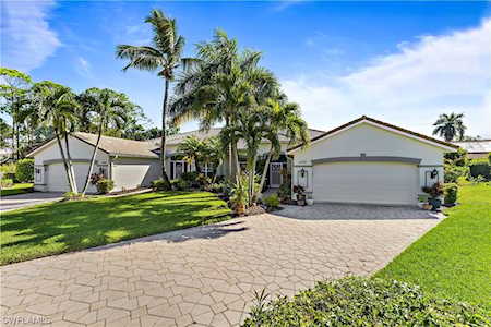 1228 Chelmsford Ct #72 Naples, FL 34104