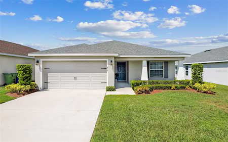 434 St Georges CIRCLE Eagle Lake, FL 33839