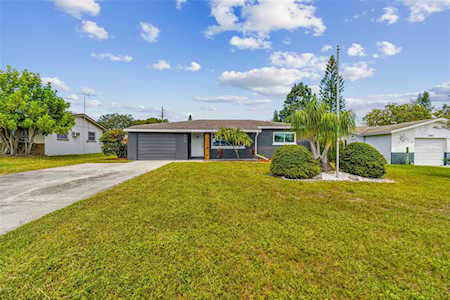 216 16th Ave SW Largo, FL 33770