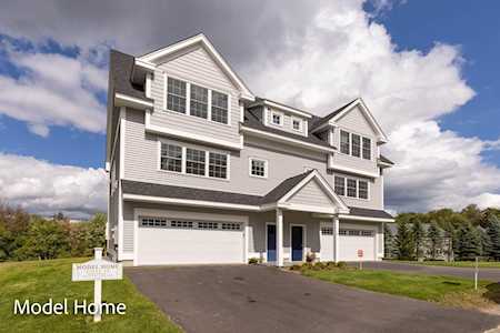 Unit 22 Stonehill Pointe Rd #22 Newmarket, NH 03857