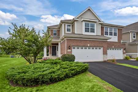 2729 Blakely Ln Naperville, IL 60540