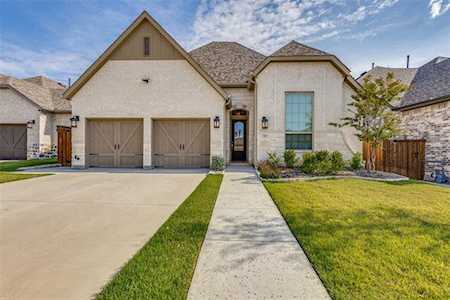 2105 Offerande Drive Aledo, TX 76008