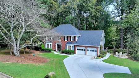 1045 Thimblegate Court Johns Creek, GA 30022