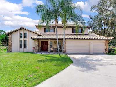 2510 Pemberton Creek Dr Seffner, FL 33584