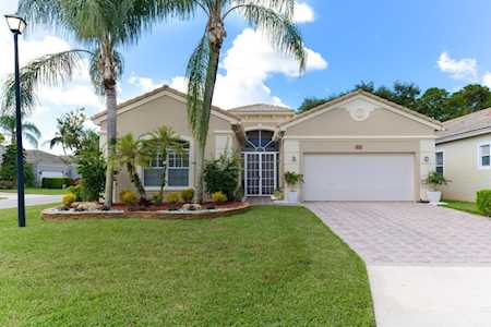 4453 N San Andros West Palm Beach, FL 33411