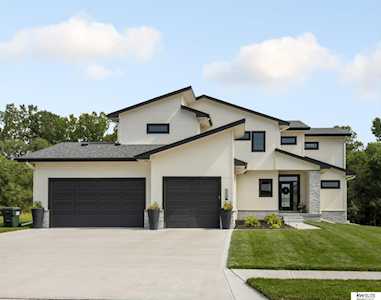 12423 N 161st Ave Bennington, NE 680070000
