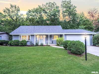 12120 N Tall Trees Dr Dunlap, IL 61525