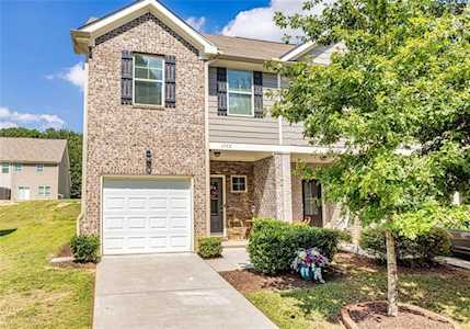 1572 Iris Walk Jonesboro, GA 30238