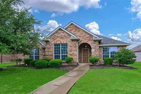 3728 Musketeer Drive Frisco, TX 75033