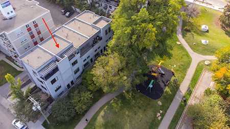 2101 17 St SW #2 Calgary, AB T2T 4M5