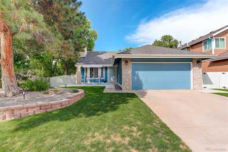 2300 S Gray Dr Lakewood, CO 80227