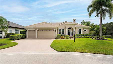 7004 Twin Hills TERRACE Lakewood Ranch, FL 34202