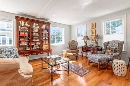 155 Green St #4 Marblehead, MA 01945